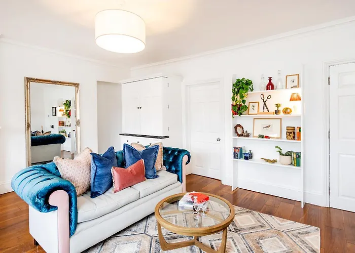 Apartamento Berkeley Suites, 4