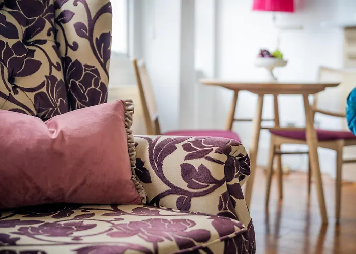 Berkeley Suites, 4 *